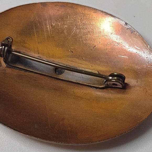 Very Cool Decorative Vintage Oval Shaped Brooch - Picture 13 of 14